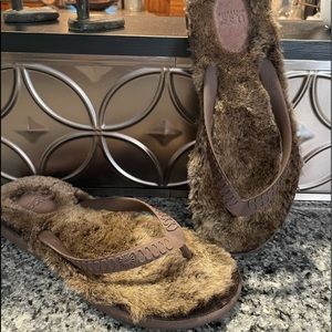 UGG AUSTRALIA Brown Shearling Lamb Fur